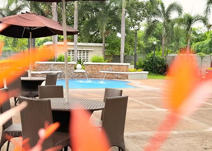 Aparthotel Hyde Away Staycation Manila