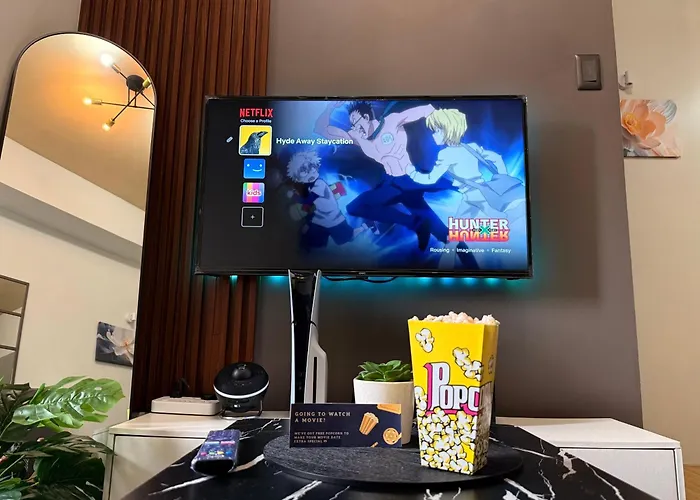 Hyde Away Staycation 4* Manila