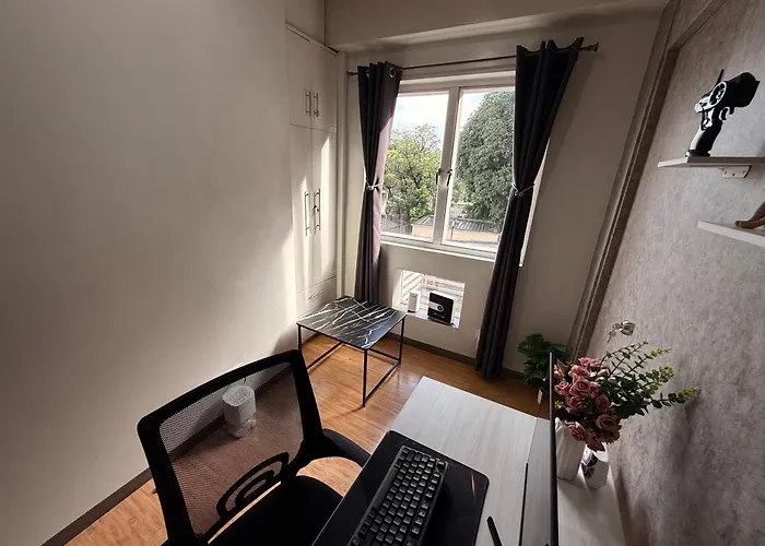 Aparthotel Hyde Away Staycation 4*