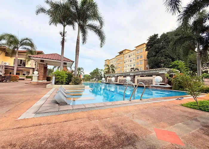 Hyde Away Staycation Aparthotel 4*